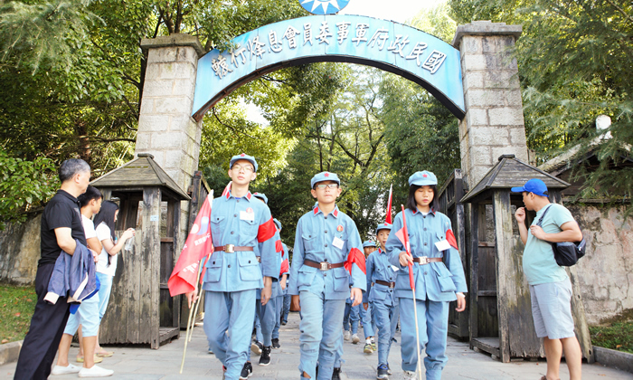 潜派旅行